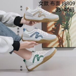 중국제 소프트 밑창 경량 플랫 밑창 여성 신발 레저 신발 J8809