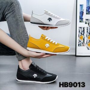 Made in China, soft sole, light flat women's shoes, sports and leisure shoes HB9013