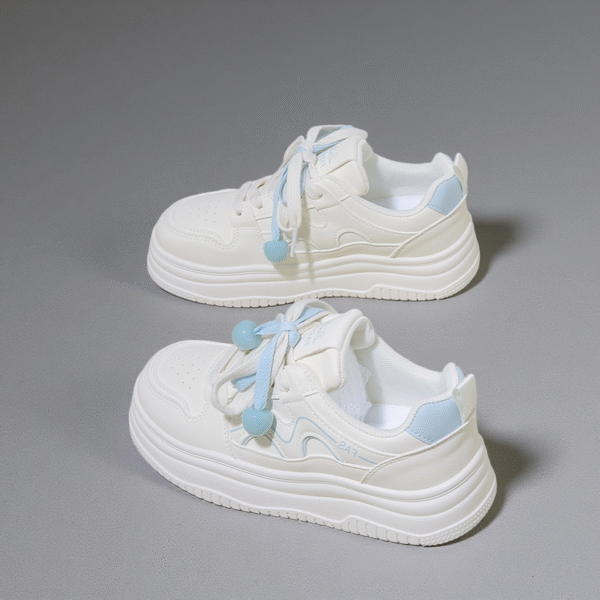 Made in China, flat-soled women's sneakers for autumnY9970