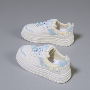 Hecho en China Zapatos blancos de suela plataforma Zapatillas de deporte de mujerY9975