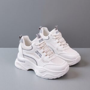 Hecho en China, zapatos blancos con suela gruesa para aumentar la altura interior, zapatos deportivos para mujer, zapatos para padresAT901