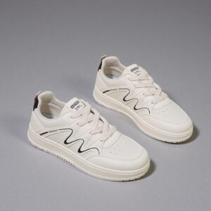China manufactures women's very soft white flat-soled shoes HL716