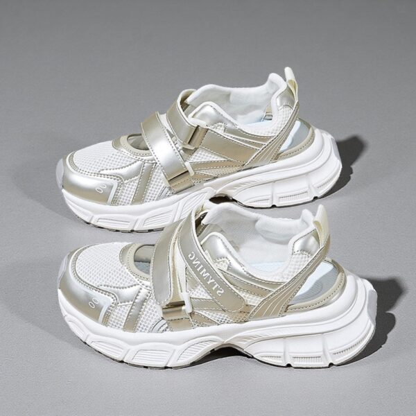 Made in China, Velcro perforated women's shoes for casual sneakers. ClunkySneakerLD017