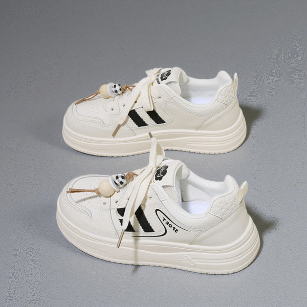 China manufactures women's very soft white flat-soled shoes Y206