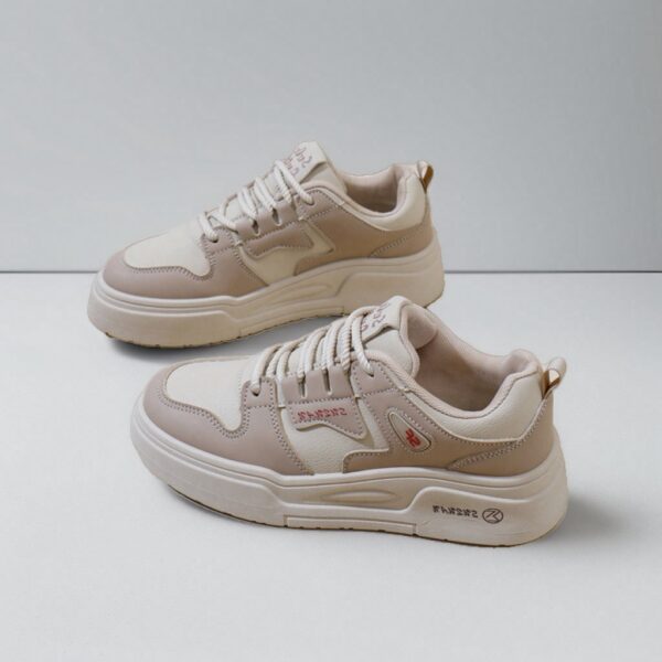 Made in China, the white sneakers with leather surface are light and comfortable for autumnK2702 - 图片 2