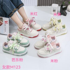 Popular low bottom student fashion cute casual women's shoes Kuromi sneakers M123