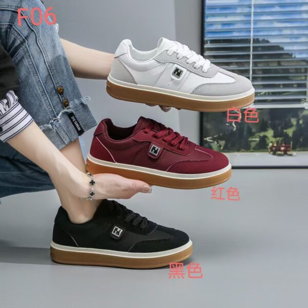 Made in Cina Scarpe da donna piatte bianche Scarpe da donna popolari alla moda con superficie in pelleF06