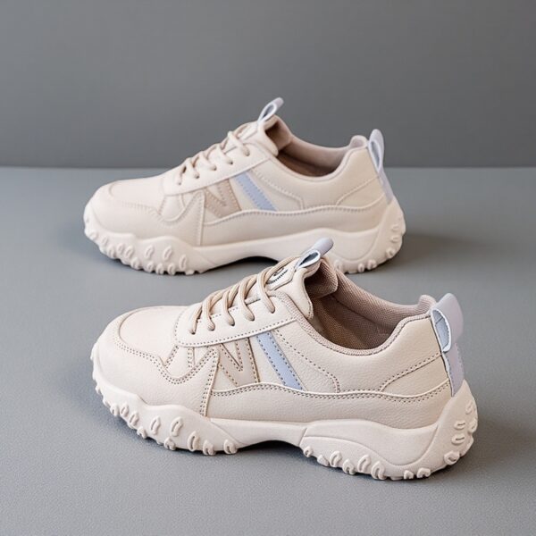 Made in China white leather women's flat shoes sports shoes KT299-1 - 图片 3