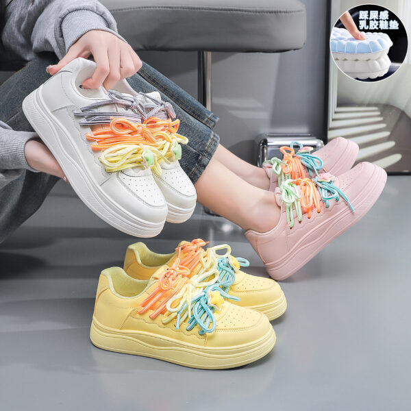 Made in China white flat women's shoes comfortable and fashionable sports shoes CXN