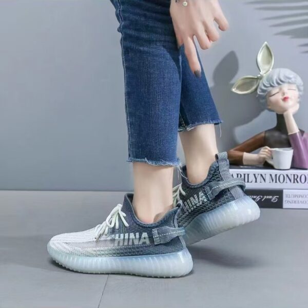 Made in China, women's breathable flat sole fashionable comfortable popular couple's coconutYeezy 350 shoesYZ350 - 图片 4