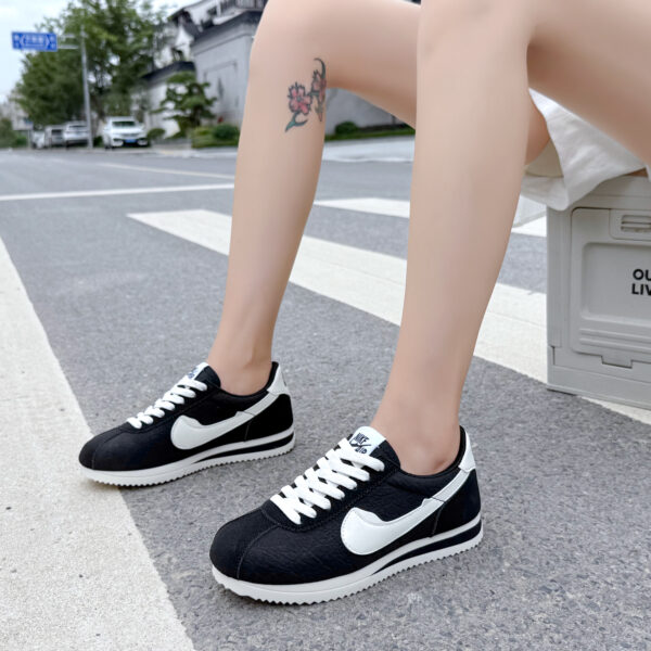 Made in China, the new popular soft leather sneakers are women's casual running shoes cxn - 图片 4