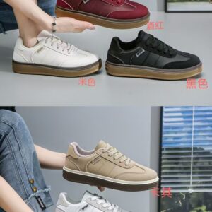 Made in Cina Scarpe da donna piatte bianche Scarpe da donna popolari alla moda con superficie in pelleF19