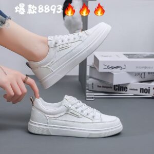 China-made women's leather flat white shoes with soft soles 8893