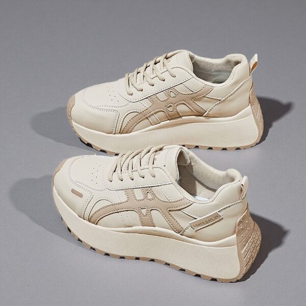 China-made women's white leather-soled soft-soled lightweight casual sports board shoes with thick heels ZY2016 - 图片 3