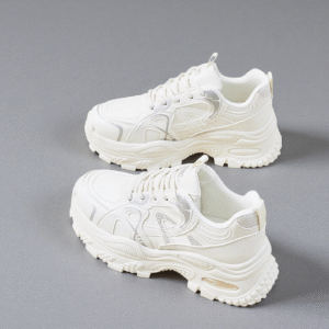 China manufactures women's white shoes with thick soles and complex designs for heightening AK609