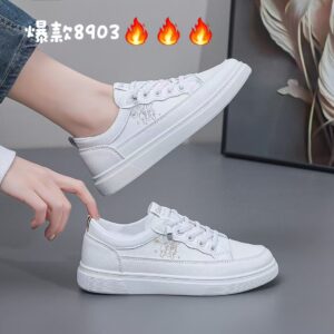 2026 New White Leather Flat Comfort Board Shoes 8903