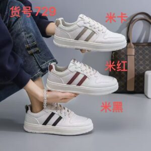Influencer-style lightweight white flat sneakers-spring collection for women, versatile breathable design with soft-soled casual athletic board shoes HL729