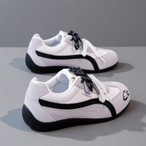 Red DeXun Women's 2026 Flat-Soled Sports Shoes-Trendy Low-Heel Casual Board Shoes with Agan Style (Model 26811)