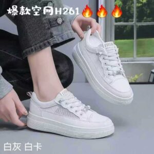 Women's white sneakers with mesh upper, versatile casual design, thin summer sports flat shoes for students, size H261